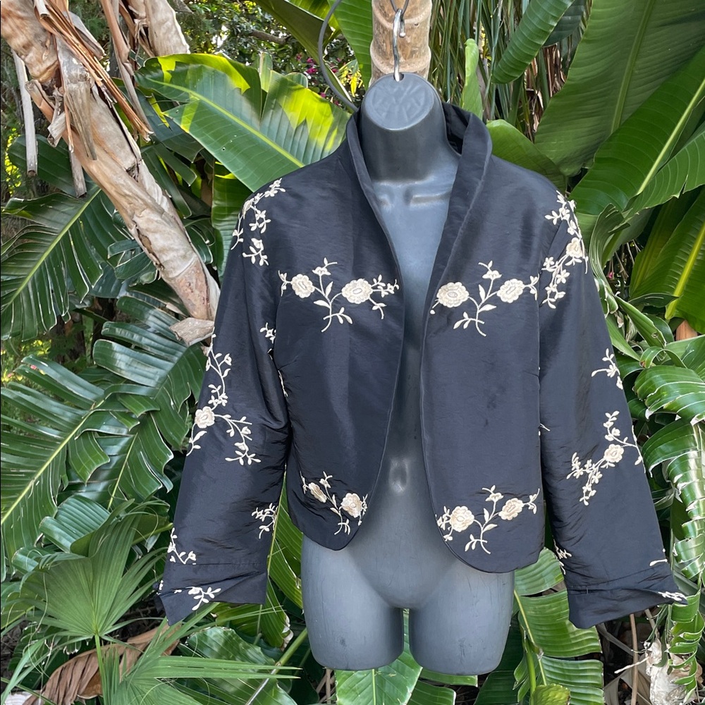 Floral embroidered silk cropped vintage jacket